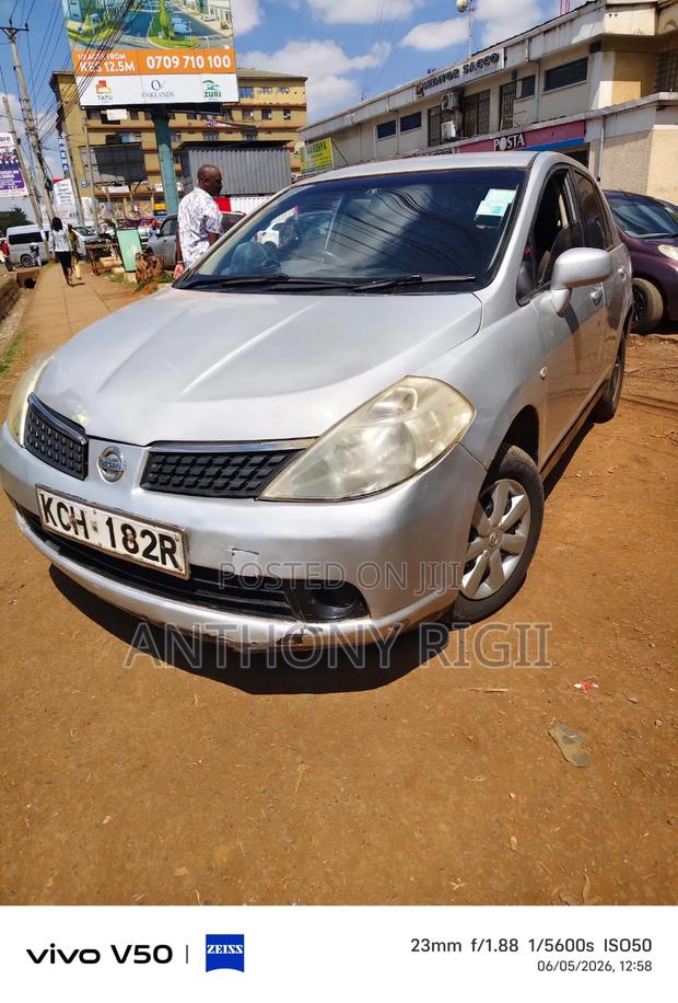 Nissan Tiida 1.5L 16V 2011 Silver