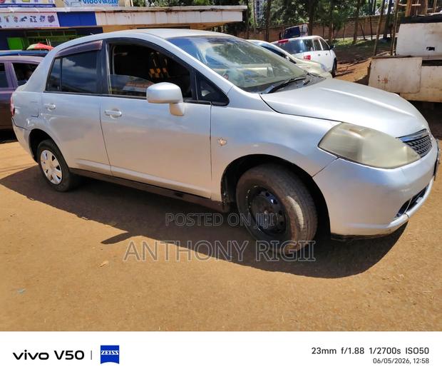 Nissan Tiida 1.5L 16V 2011 Silver