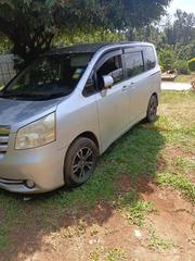 Toyota Noah 2009 Silver for sale