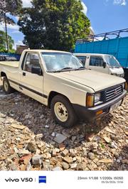 Mitsubishi L200 Single Cab 2.0 1995 Yellow for sale