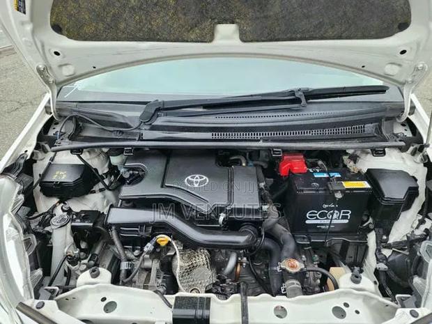 Toyota Vitz 2019 White