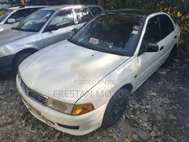 Mitsubishi Lancer 1997 White