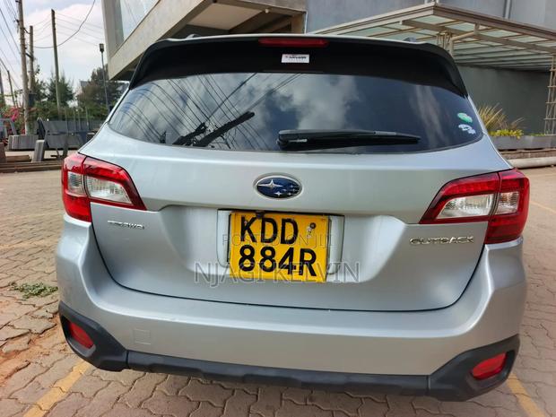 Subaru Outback 2014 Silver