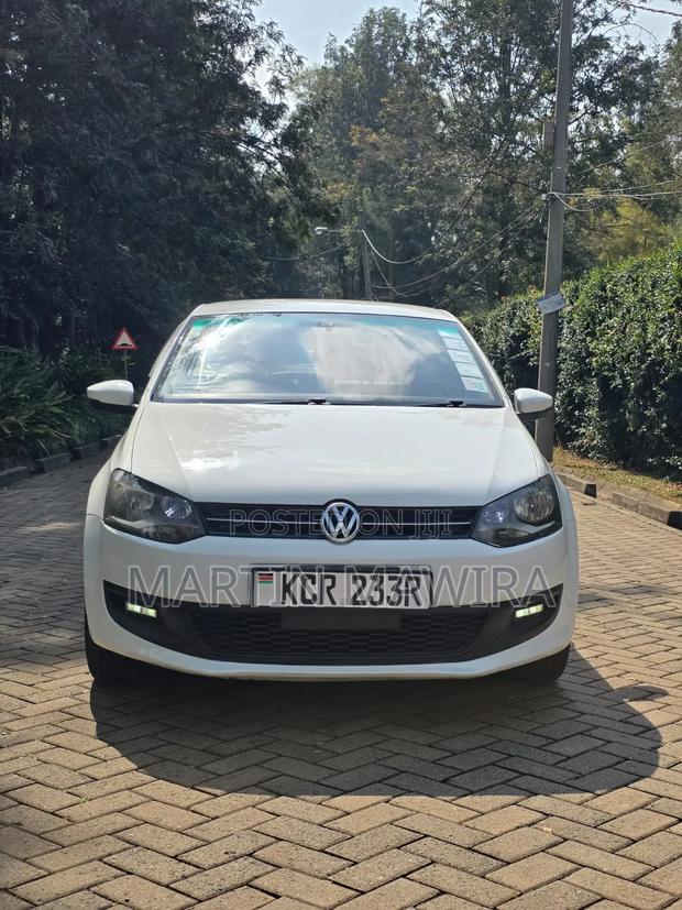 Volkswagen Polo 2012 White