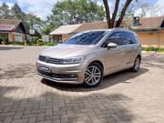 Volkswagen Touran 2018 Gold for sale
