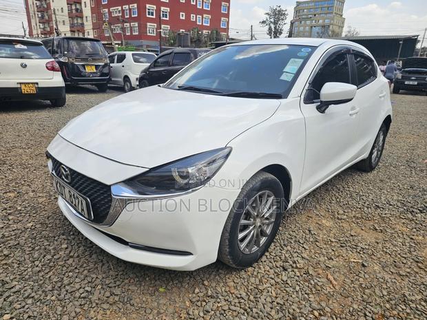 Mazda Demio 2019 White