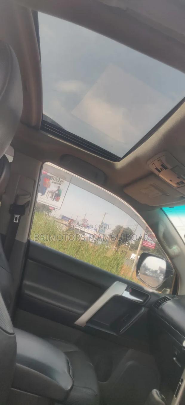 Toyota Land Cruiser Prado 2012 Black