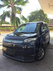 Toyota Spade 2018 Purple for sale