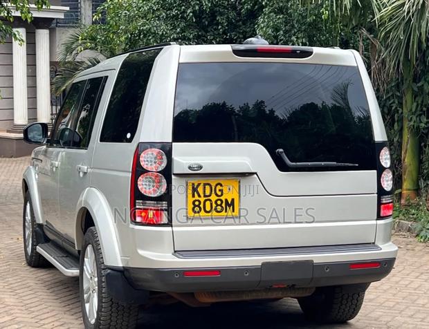 Land Rover Discovery 2014 Gray