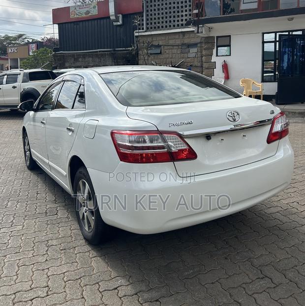 Toyota Premio 1.5 FWD 2016 White