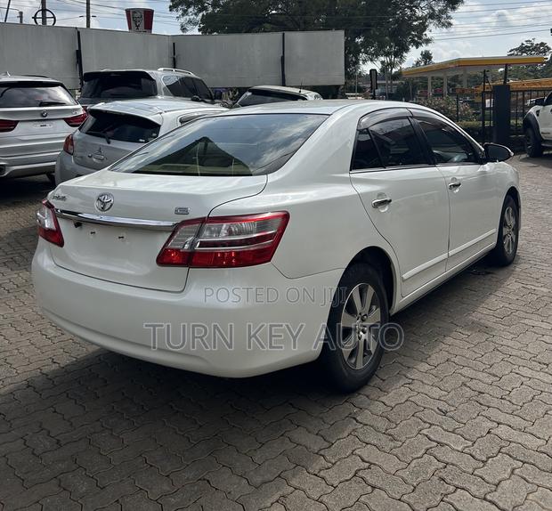 Toyota Premio 1.5 FWD 2016 White