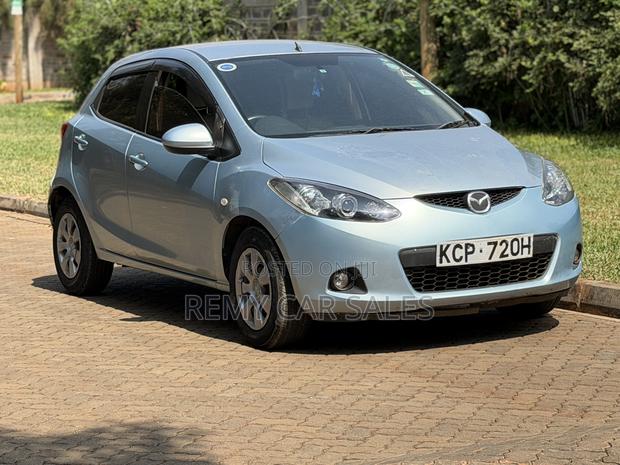 Mazda Demio 2011 Blue