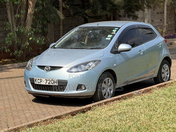 Mazda Demio 2011 Blue