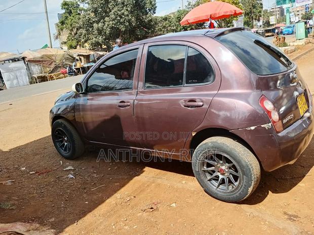Nissan March 1.2 12SR FWD 2006 Burgundy