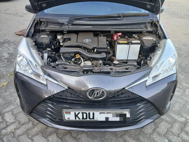Toyota Vitz 2019 Gray
