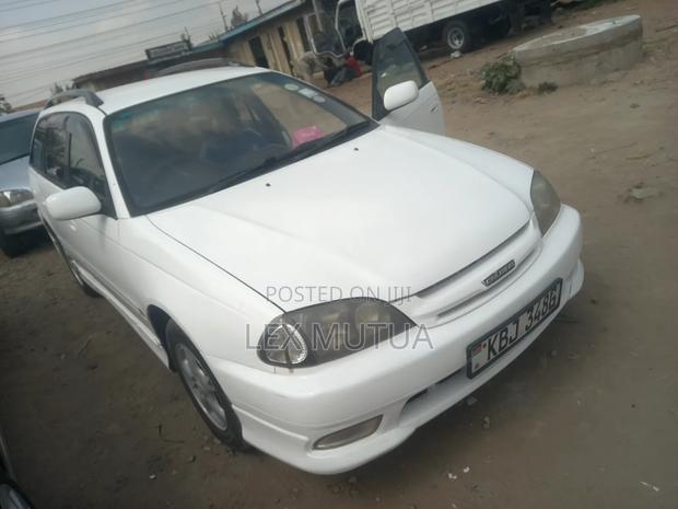 Toyota Caldina 2002 White