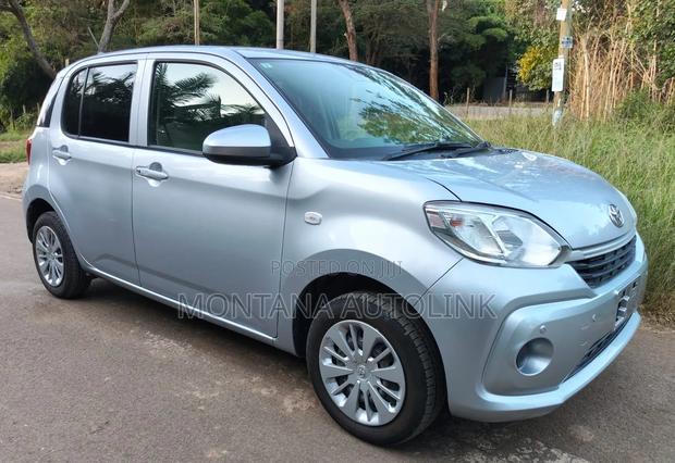 Toyota Passo 1.0 FWD 2020 Silver