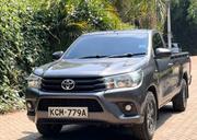 Toyota Hilux 2017 Gray for sale