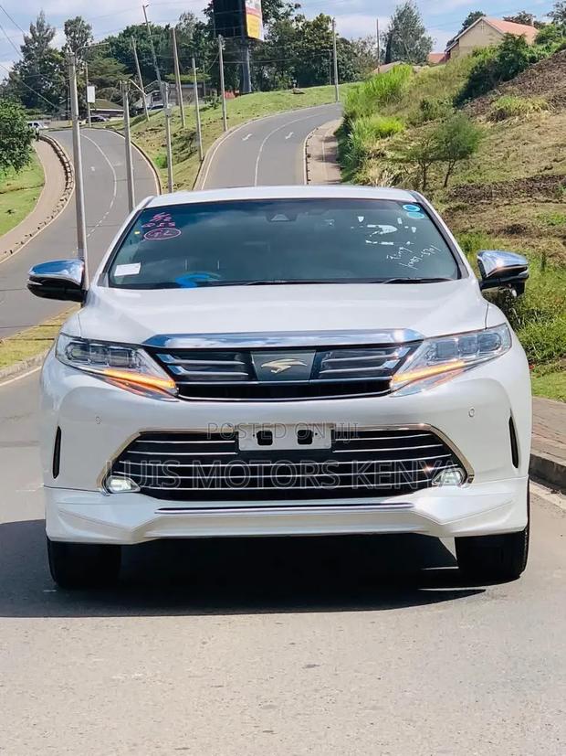 Toyota Fortuner 2019 White
