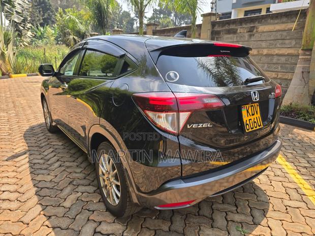 Honda Vezel 2018 Black