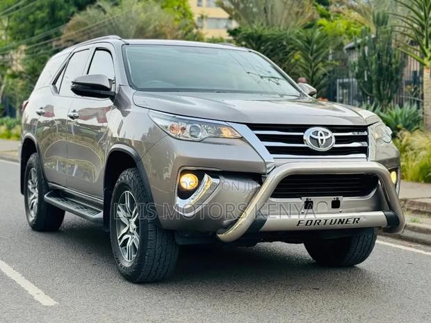 Toyota Fortuner 2020 Beige