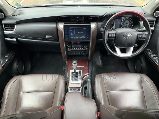 Toyota Fortuner 2020 Beige