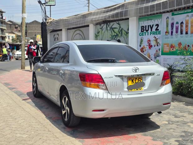 Toyota Allion 2010 Silver