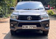 Toyota Hilux 2017 Gray for sale