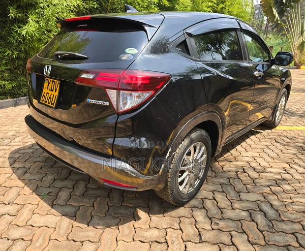 Honda Vezel 1.5 Hybrid 2WD 2018 Black