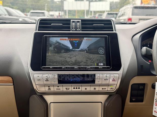Toyota Land Cruiser Prado 2.8 2018 Black