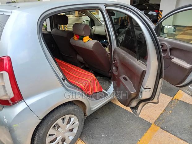 Toyota Passo 2014 Silver