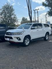 Toyota Hilux 2019 White for sale