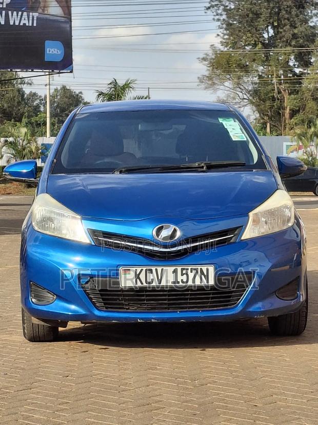 Toyota Vitz 2012 Blue