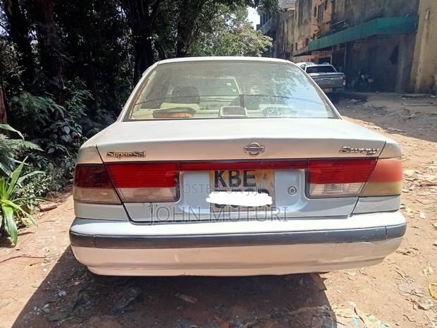 Nissan Sunny 2009 Gray