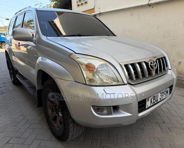 Toyota Land Cruiser Prado 2006 Silver
