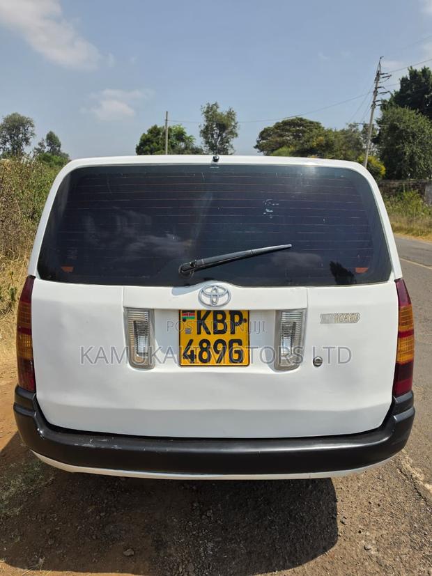 Toyota Succeed 2004 White