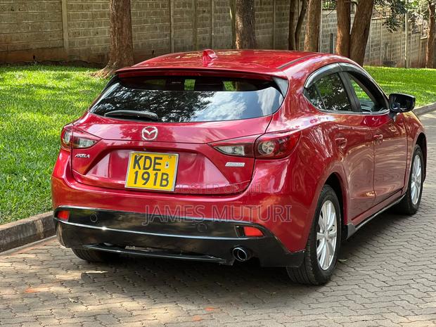 Mazda Axela SV Premium 2014 Red