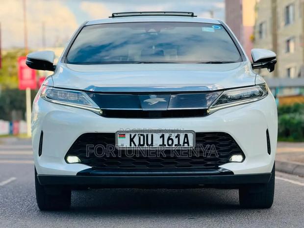 Toyota Harrier 2019 White