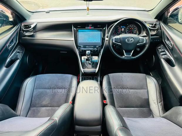 Toyota Harrier 2019 White