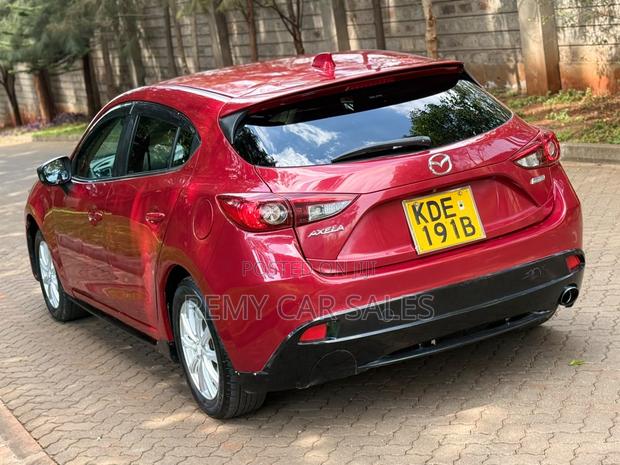 Mazda Axela SV Premium 2014 Black