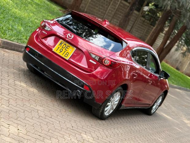 Mazda Axela SV Premium 2014 Black