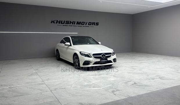 Mercedes-Benz C-Class 2019 Pearl