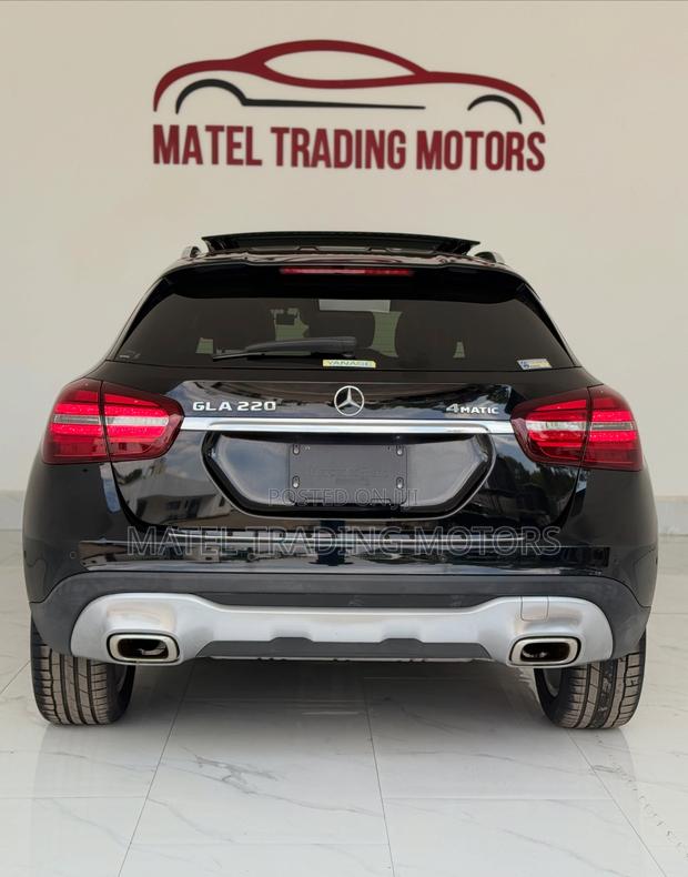 Mercedes-Benz GLA-Class 2019 Black
