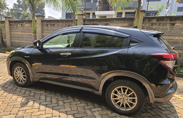 Honda Vezel 2018 Black