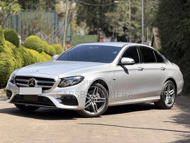 Mercedes-Benz E350e 2018 Silver