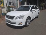 Toyota Premio 2012 White for sale