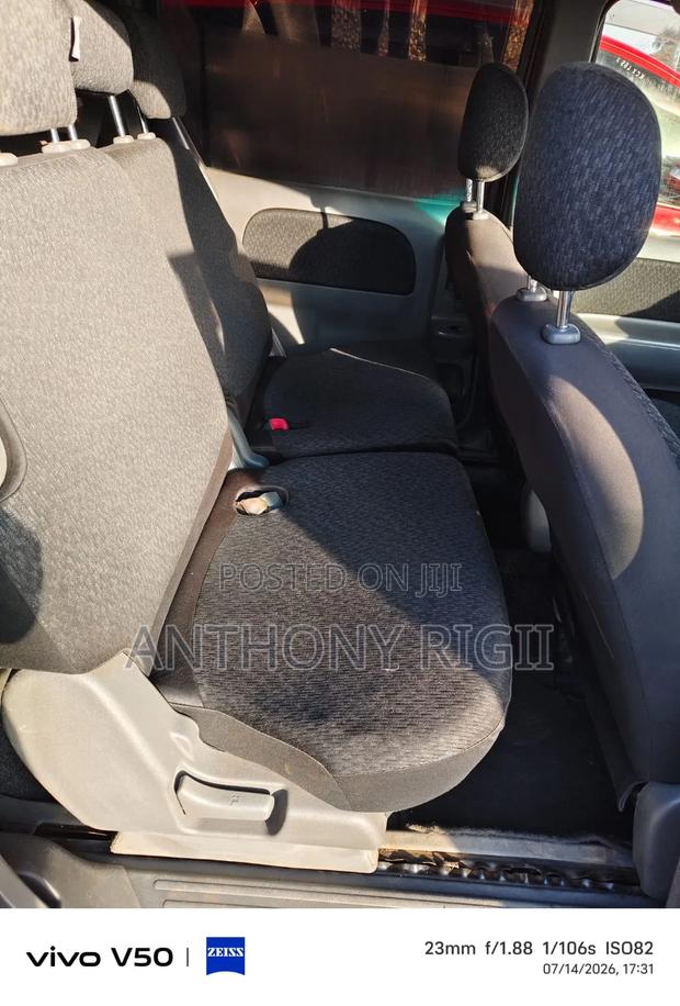 Toyota Sienta 1.5 FWD 2013 Burgundy