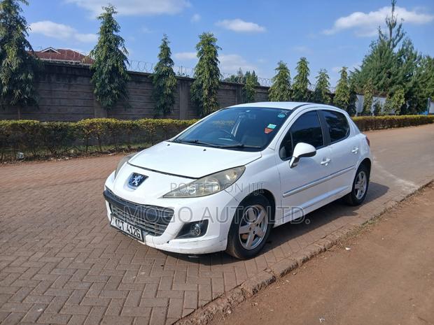 Peugeot 207 2012 White