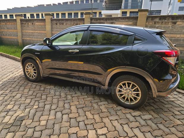 Honda Vezel 2018 Black