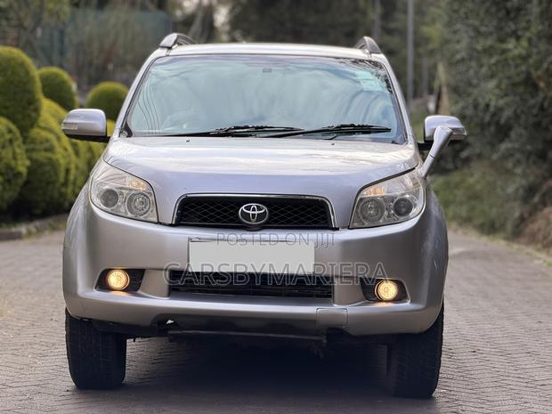 Toyota Rush 2007 Silver